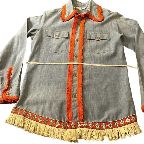 VINTAGE LEVI’S WOMENS LONG SLEEVE BUTTONED DOWN SHIRT WITH COWGIRL FLAIR - Picture 12 of 16
